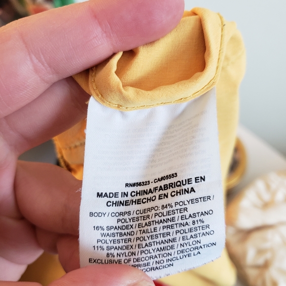 Nike Yellow Mustard Drawstring Small Shorts Y2K - Picture 5 of 5